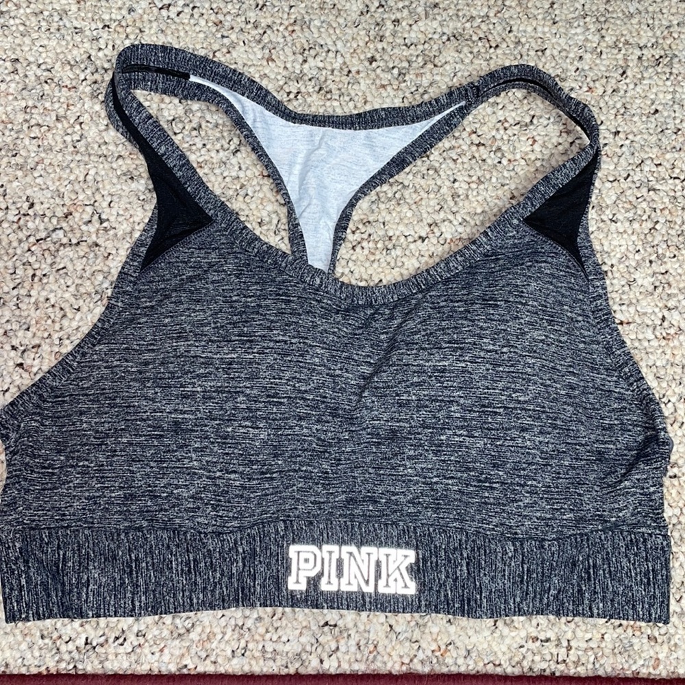🌀 Bundle 2/$20 - Victoria’s Secret PINK Ultimate Lightly Lined Sports Bra